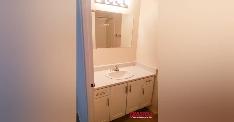 465 Richmond Road, Ottawa, ON, K2A 1Z1 - 7