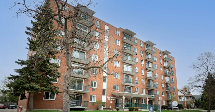 401-176 Vidal Street South, Sarnia, ON, N7T 2T6