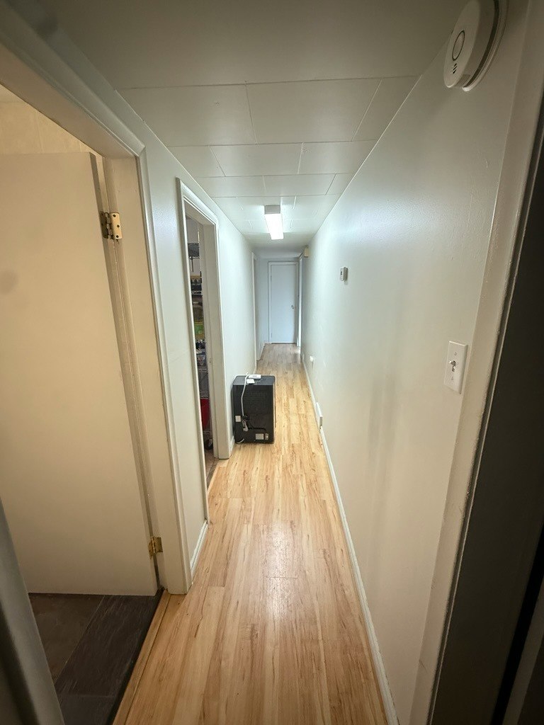 8955 81 Avenue Nw, Edmonton, AB, T6C 0W7 - 10