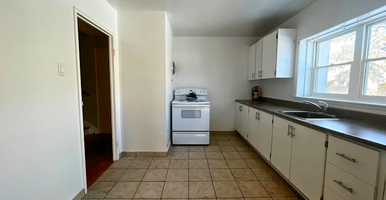 2247 Walkley Road, Ottawa, ON, K1G 3G8 - 7