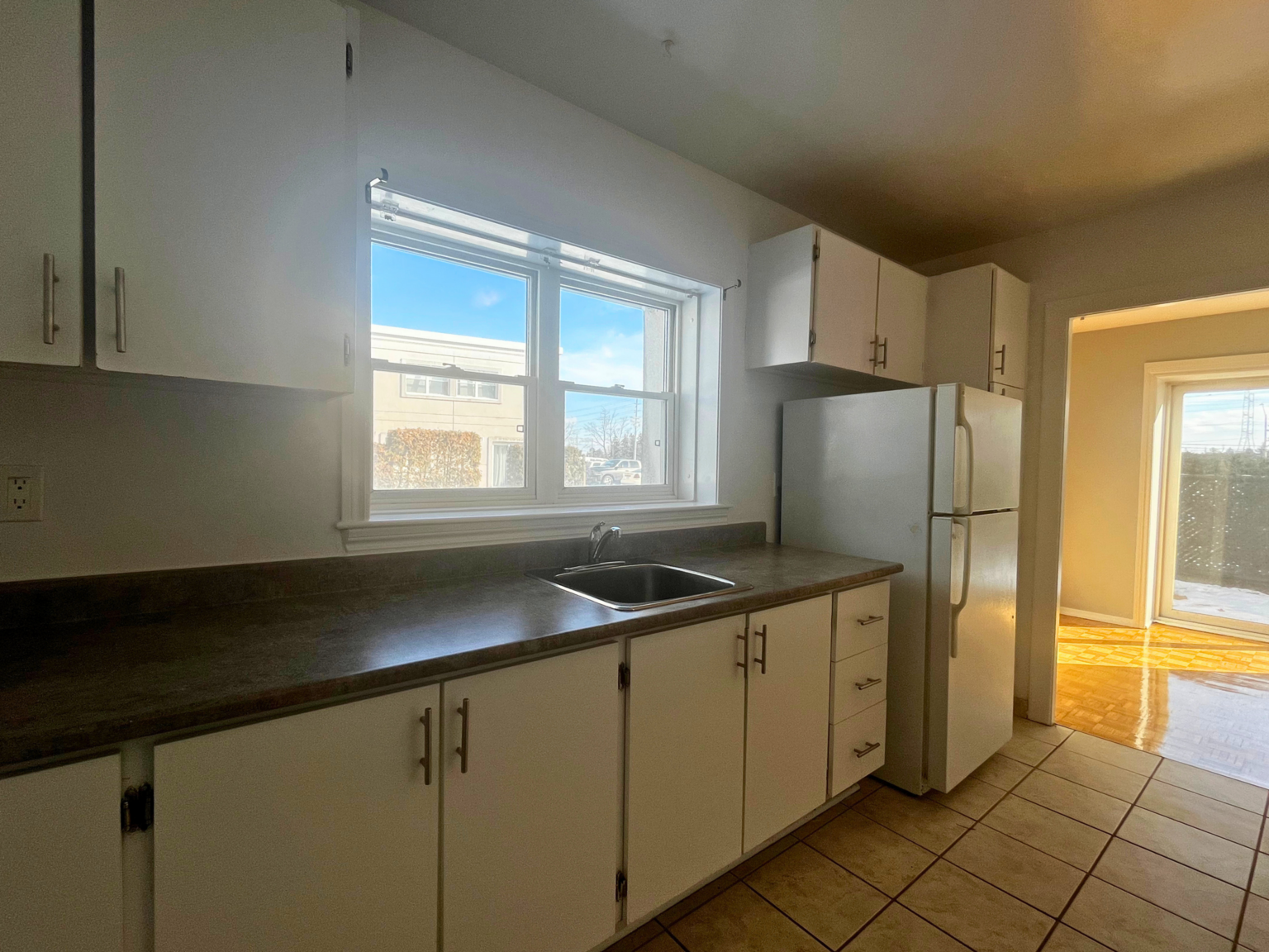 2247 Walkley Road, Ottawa, ON, K1G 3G8 - 8
