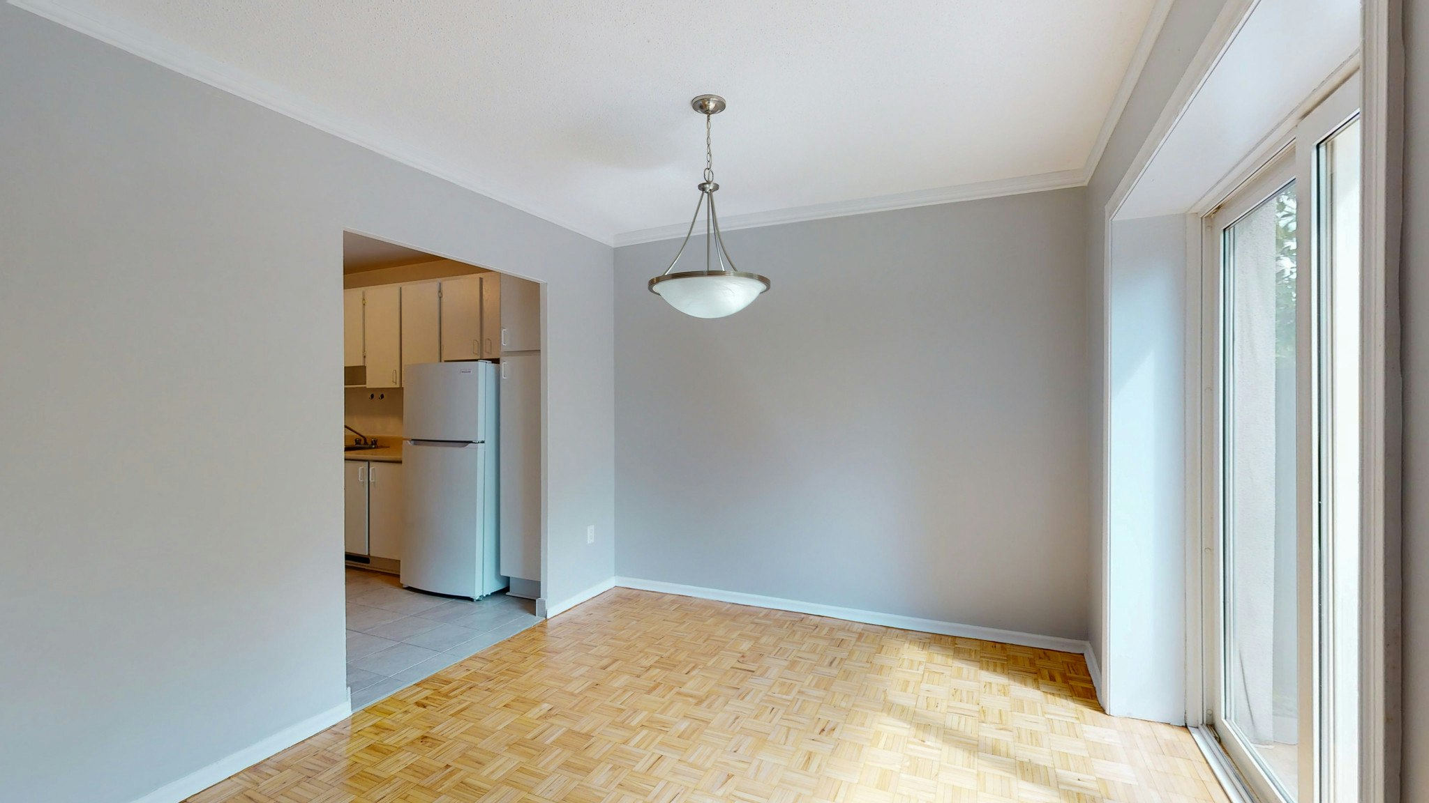 2247 Walkley Road, Ottawa, ON, K1G 3G8 - 3