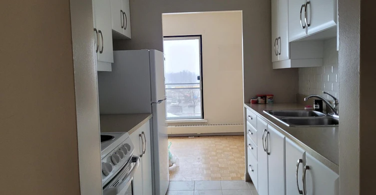 2247 Walkley Road, Ottawa, ON, K1G 3G8 - 6