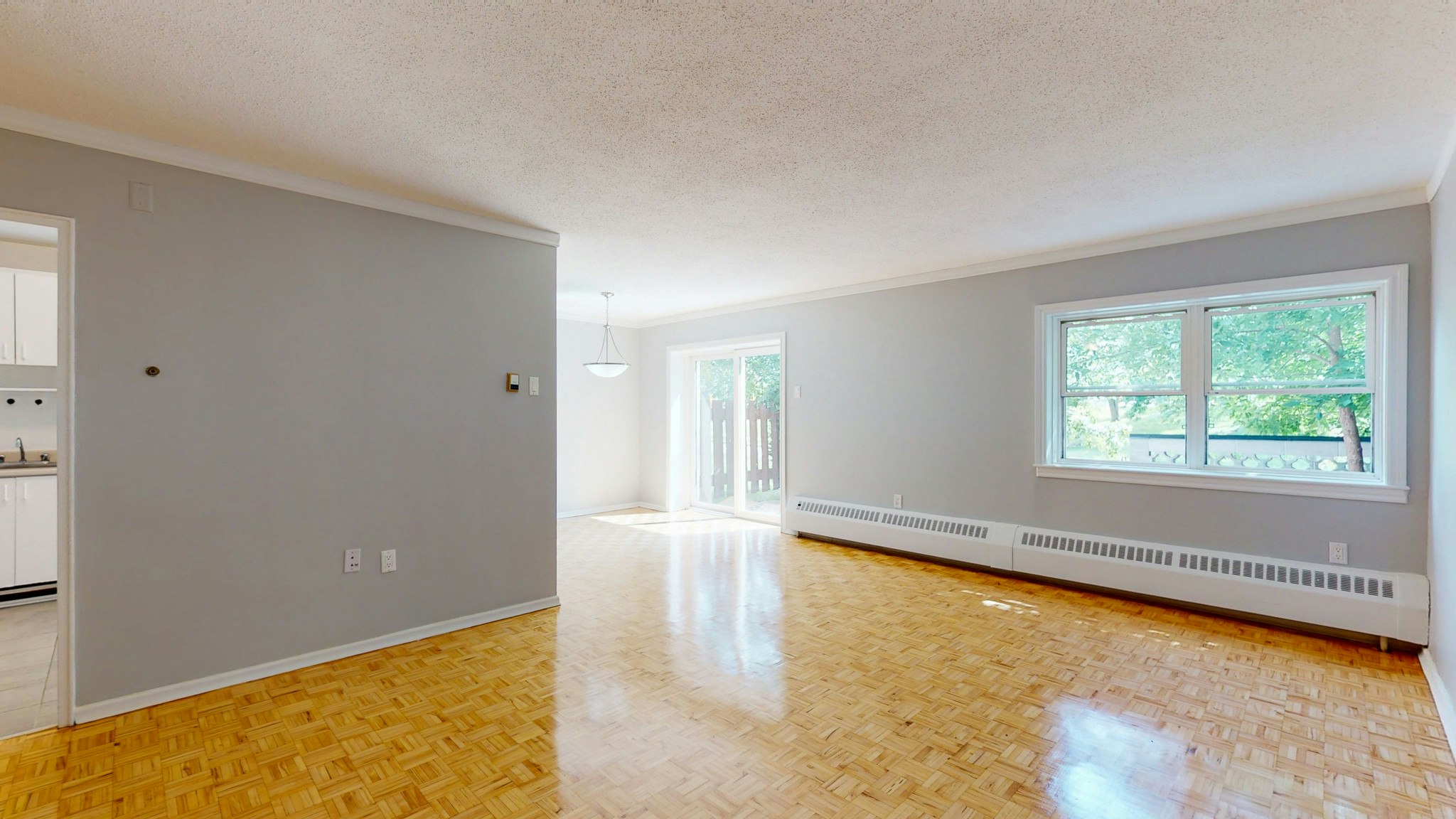 2247 Walkley Road, Ottawa, ON, K1G 3G8