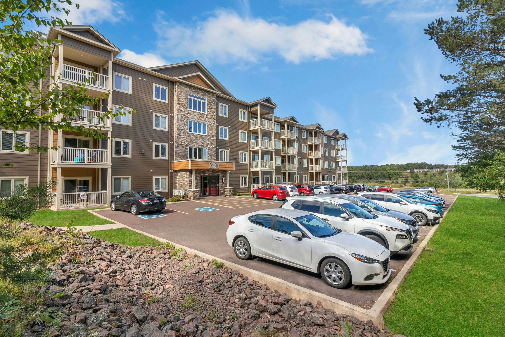 203-2380 Mountain Road, Moncton, NB, E1G 5W4