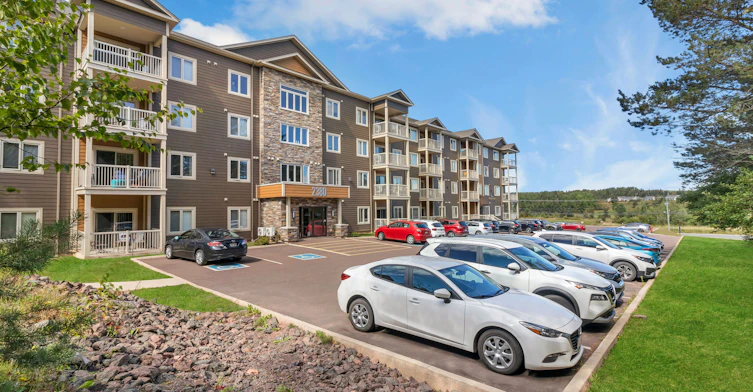 214-2380 Mountain Road, Moncton, NB, E1G 5W4