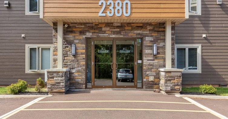 214-2380 Mountain Road, Moncton, NB, E1G 5W4 - 2