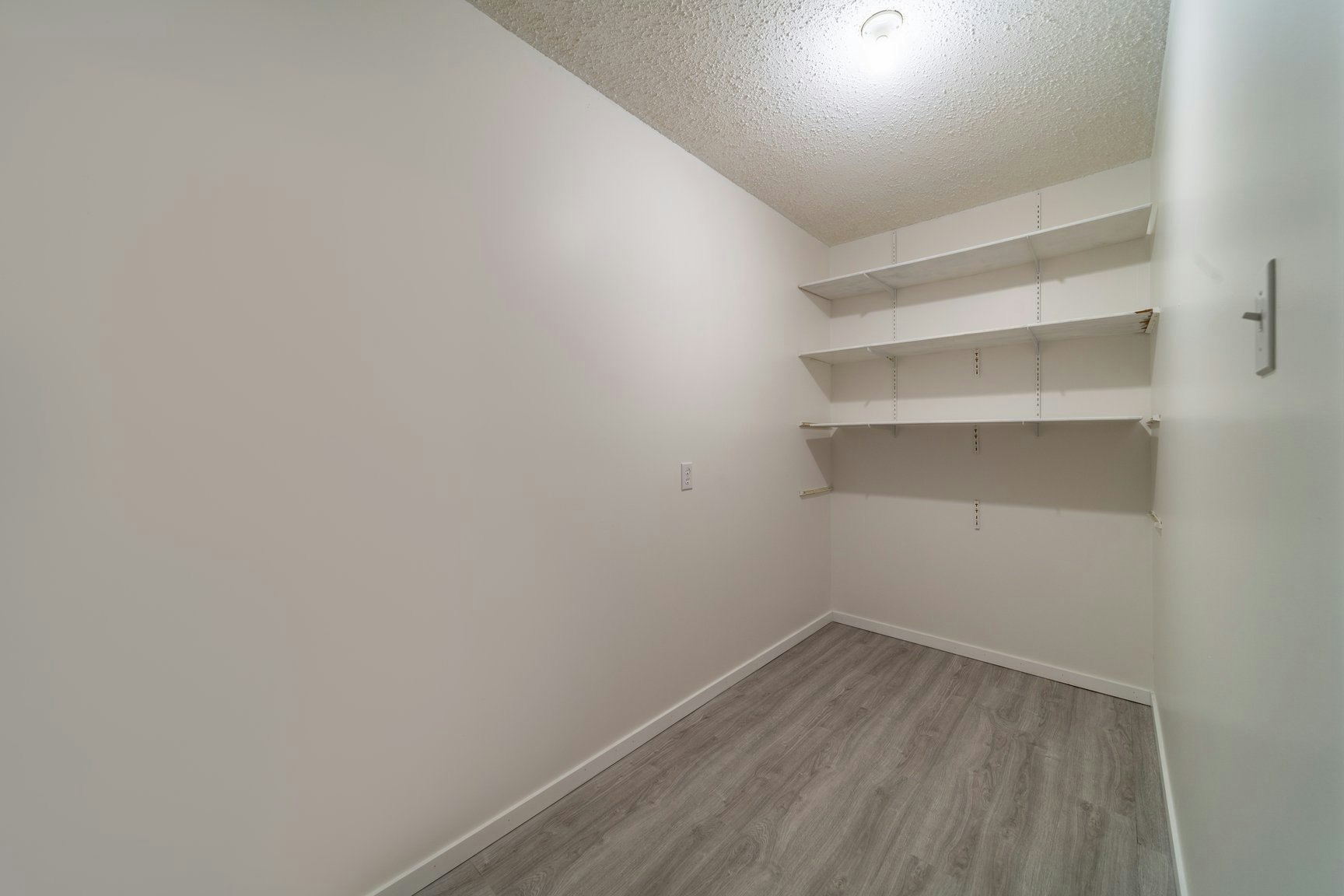 506 16 Street, Wainwright, AB, T9W 1M5 - 8