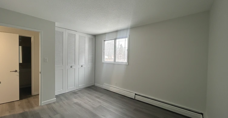 206-9120 149 Street, Edmonton, AB, T5R 1C2 - 9