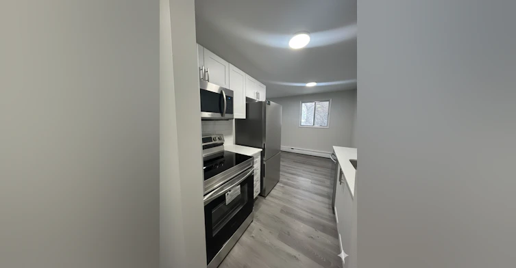 206-9120 149 Street, Edmonton, AB, T5R 1C2 - 7