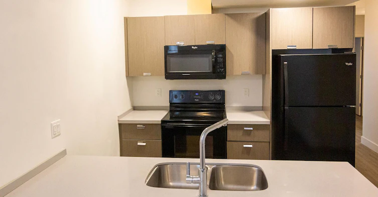 8724 150 Street, Edmonton, AB, T5R 1E4 - 2