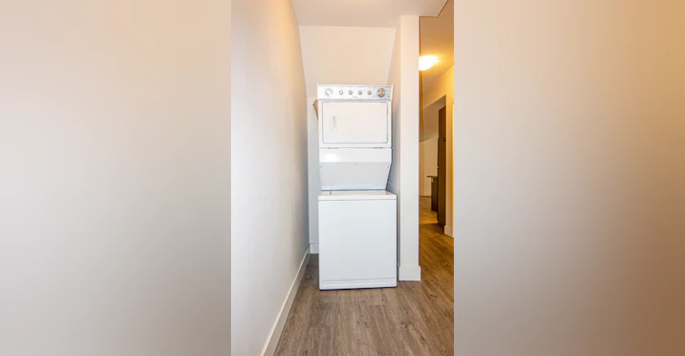 8724 150 Street, Edmonton, AB, T5R 1E4 - 8