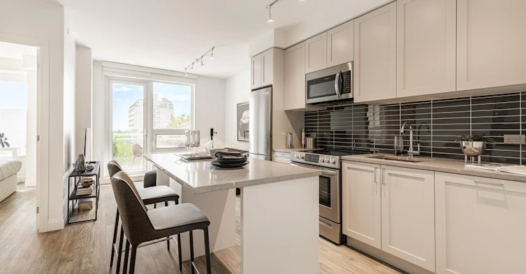 402-71 Redpath Avenue, Toronto, ON, M4S 0E1 - 10