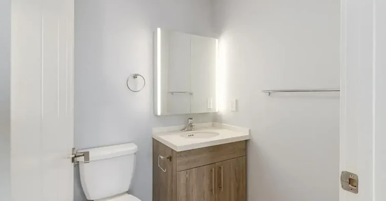 206-15220 45 Street SE, Calgary, AB, T2C 1A9 - 9