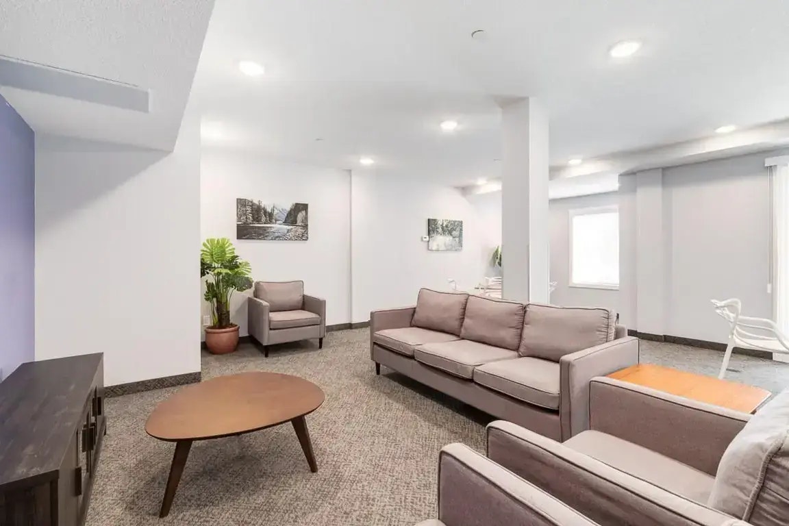 206-15220 45 Street SE, Calgary, AB, T2C 1A9 - 21