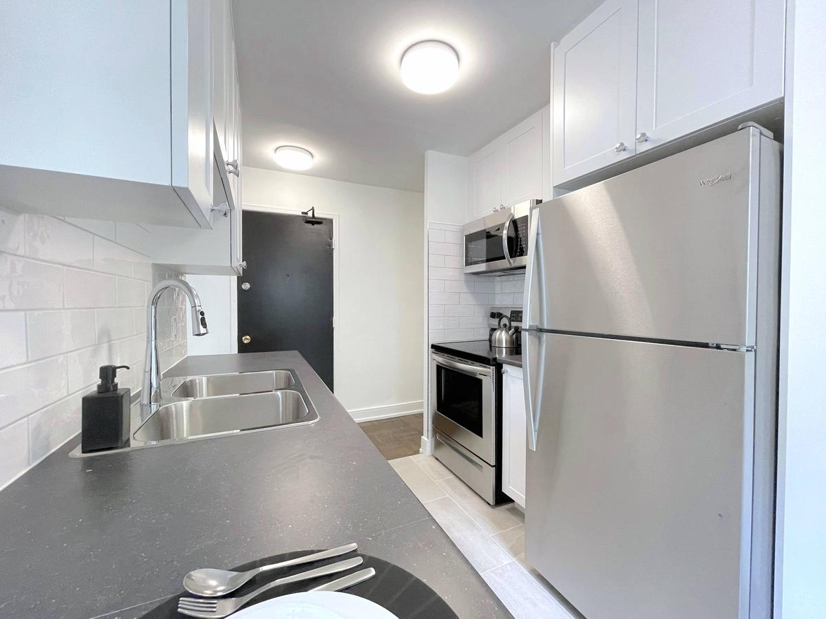 140 Kingston Road, Toronto, ON, M4L 1S9 - 9