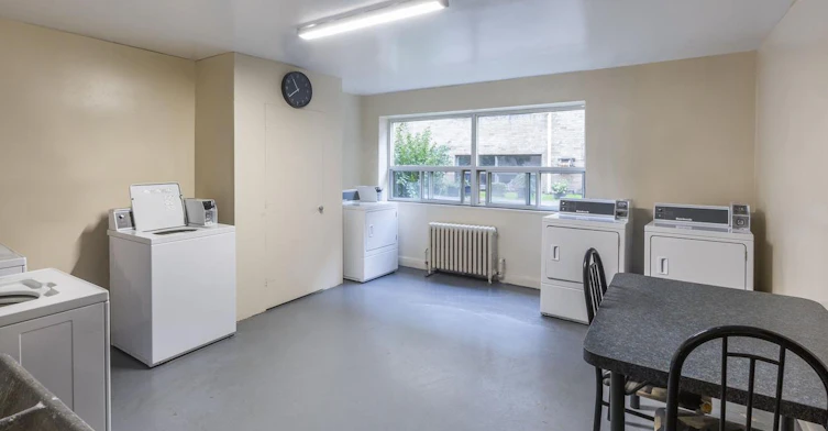 0002-140 Kingston Road, Toronto, ON, M4L 1S9 - 23