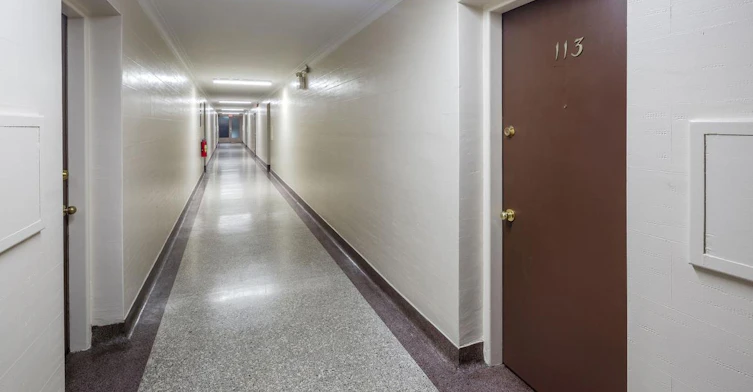 0002-140 Kingston Road, Toronto, ON, M4L 1S9 - 25