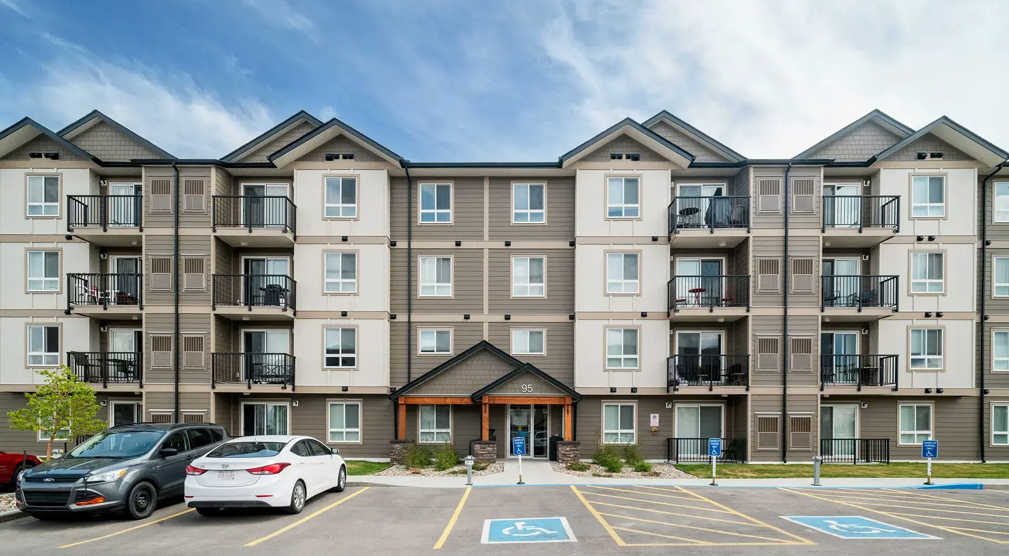 75 Fairmont Boulevard South, Lethbridge, AB, T1K 8H5 - 2