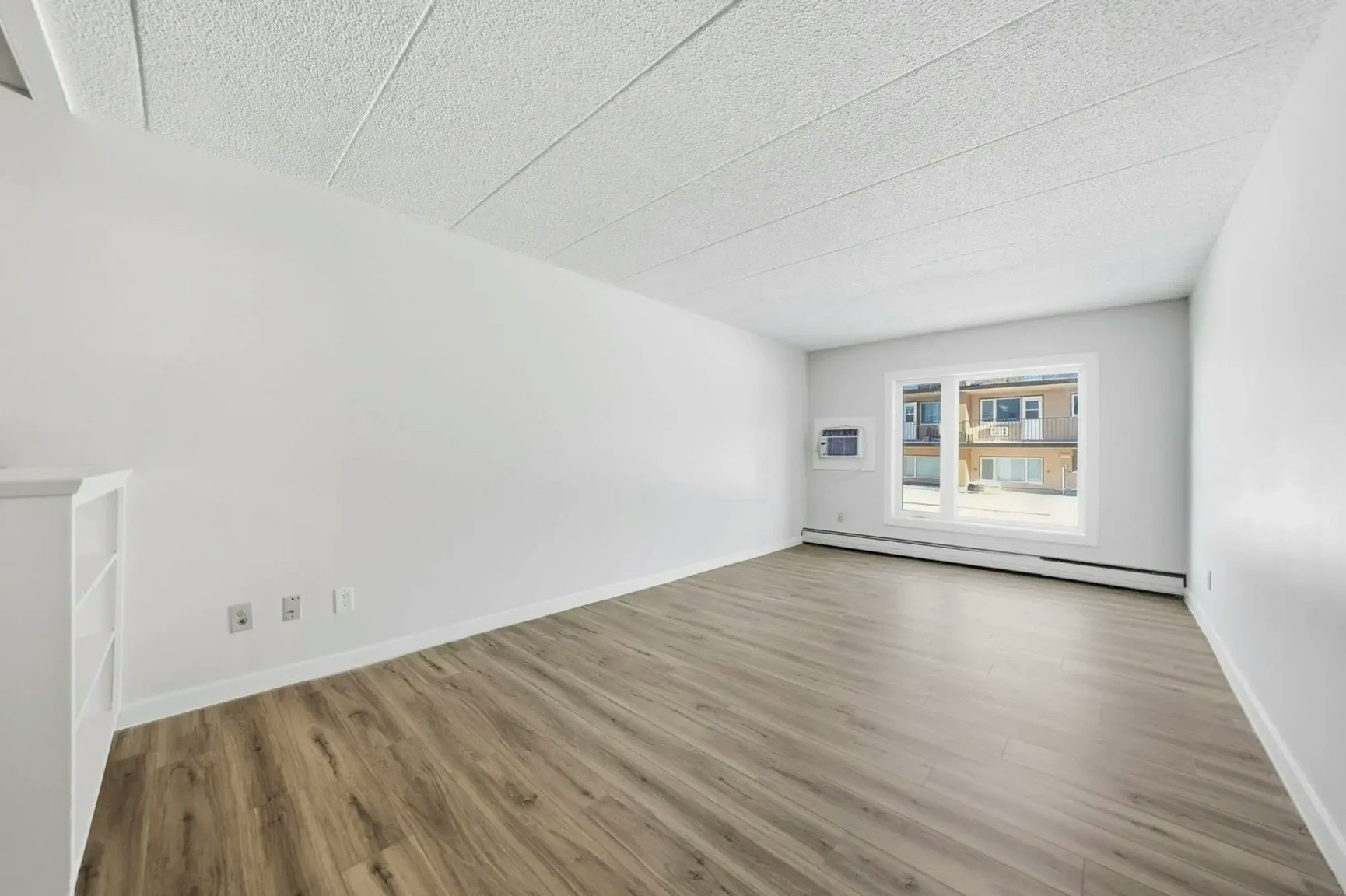 15-27 Vaughn Street, Regina, SK, S4N 1V5 - 2