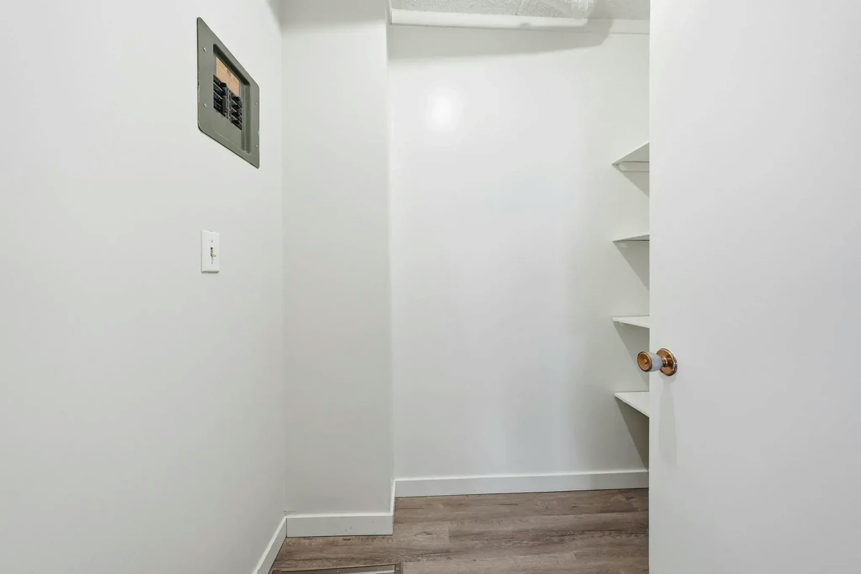 15-27 Vaughn Street, Regina, SK, S4N 1V5 - 33