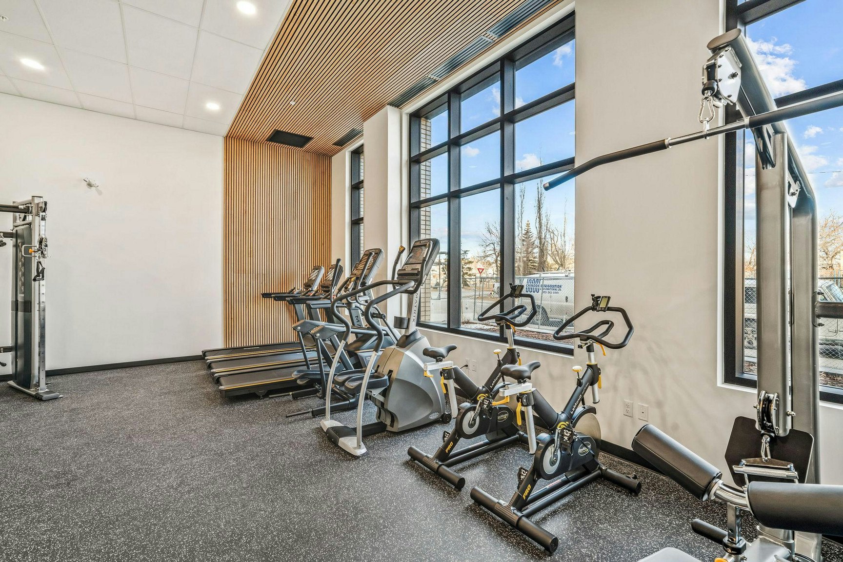 A2-1750 4 Street Northeast, Calgary, AB, T2E 9E7 - 12
