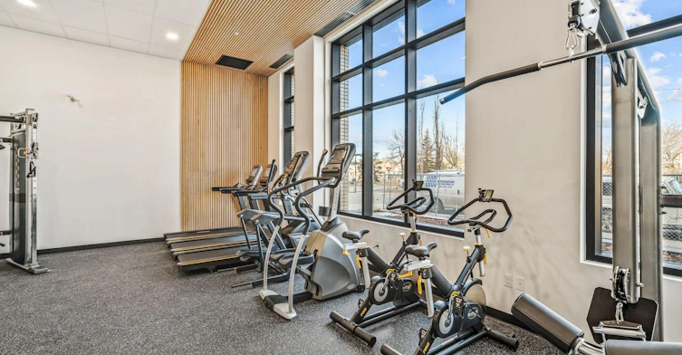 A2-1750 4 Street Northeast, Calgary, AB, T2E 9E7 - 12
