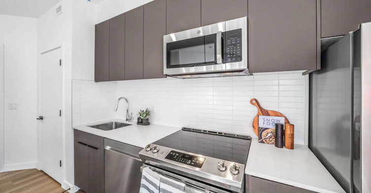 A2-1750 4 Street Northeast, Calgary, AB, T2E 9E7 - 34
