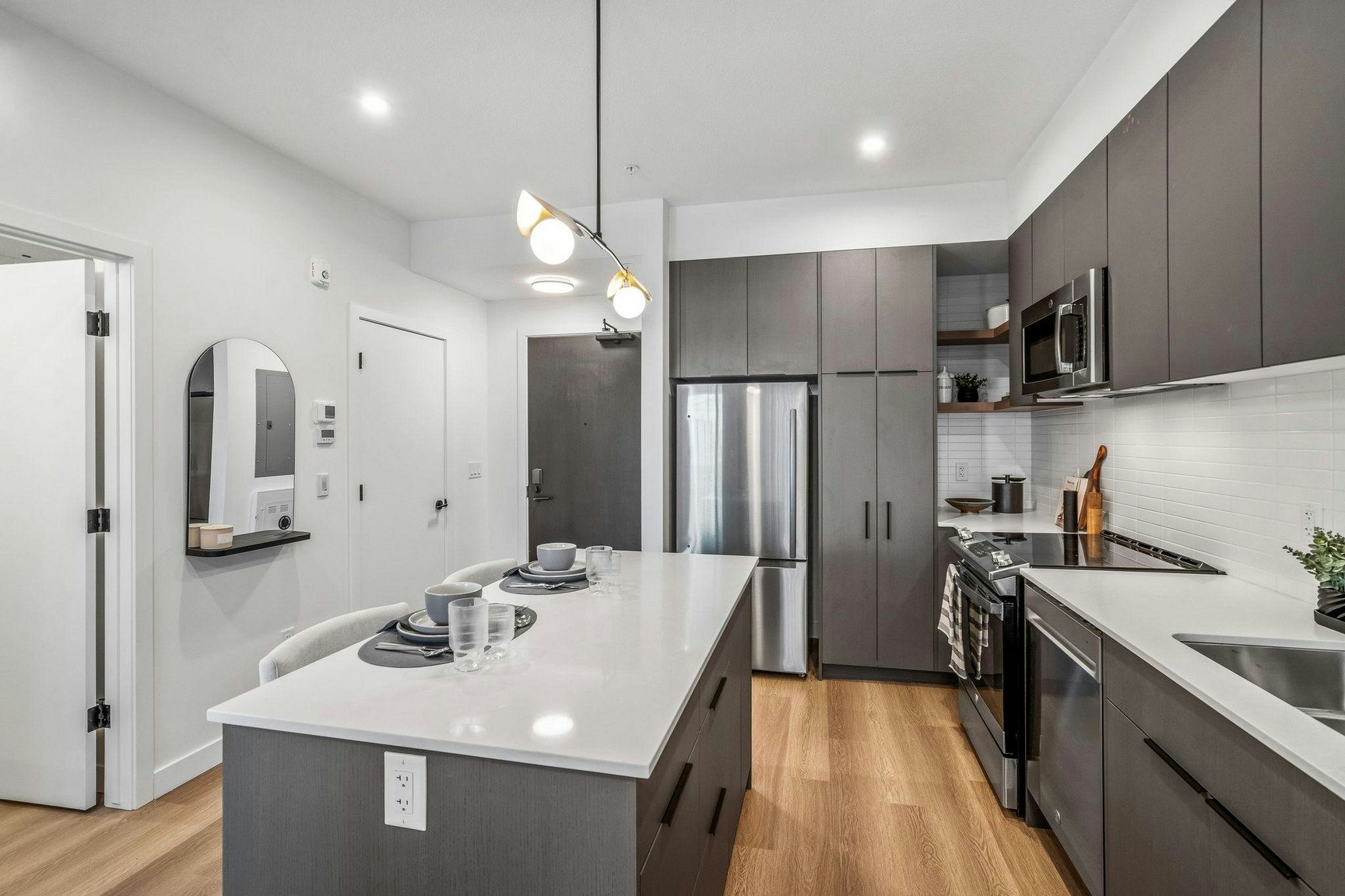 A2-1750 4 Street Northeast, Calgary, AB, T2E 9E7 - 51
