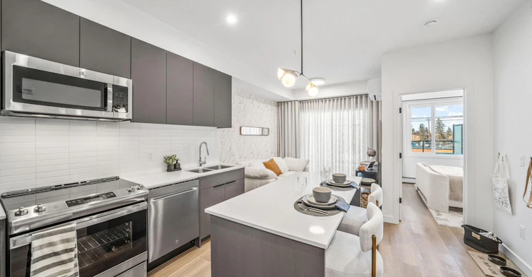A2-1750 4 Street Northeast, Calgary, AB, T2E 9E7 - 28