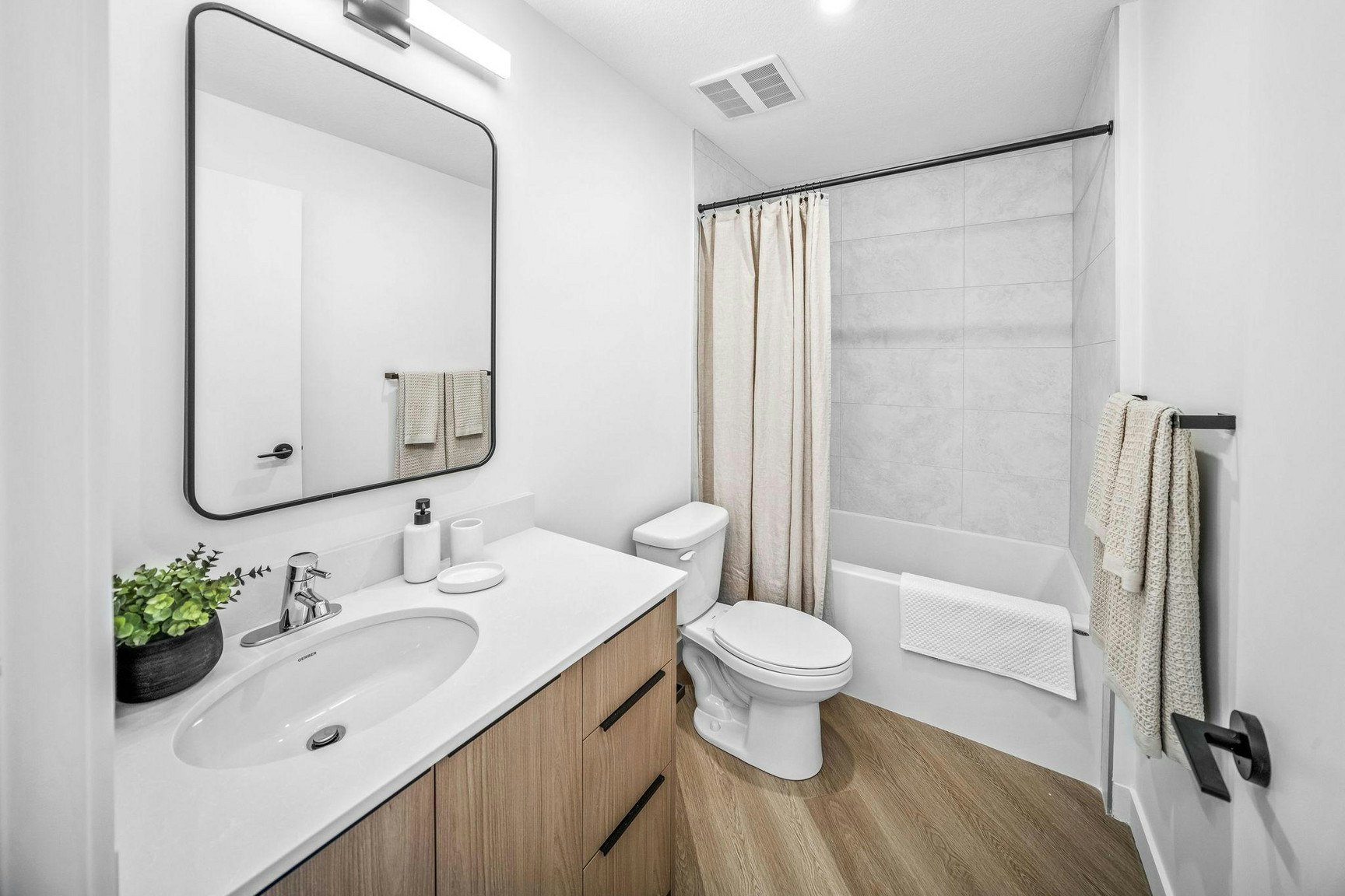A2-1750 4 Street Northeast, Calgary, AB, T2E 9E7 - 36