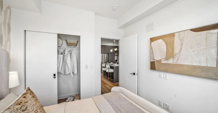 F1-1750 4 Street Northeast, Calgary, AB, T2E 9E7 - 47
