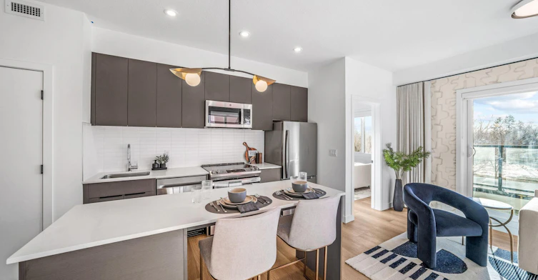F3-1750 4 Street Northeast, Calgary, AB, T2E 9E7