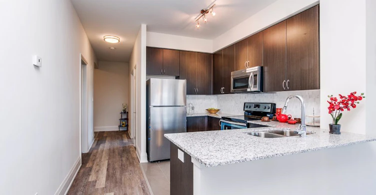 206-151 Marina Park Avenue, Midland, ON, L4R 0G2 - 6