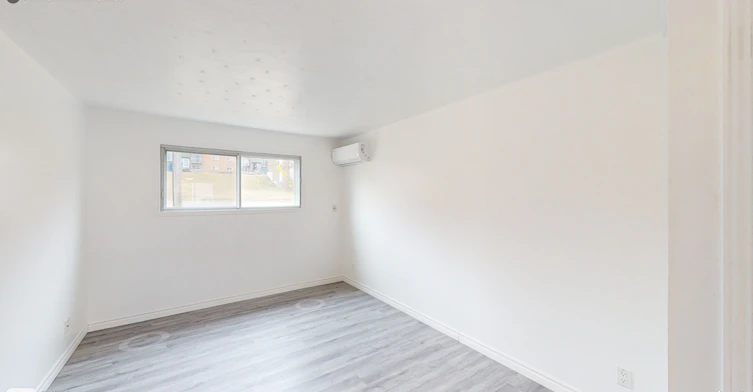 1 - 509-02-509 St Rémi Rue, Granby, QC, J2G 4B9 - 2