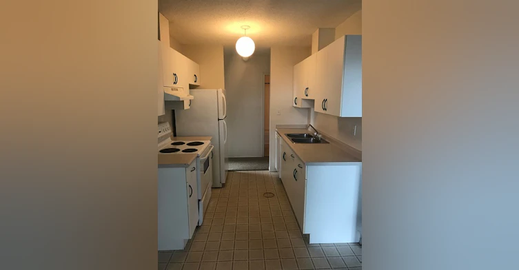 5611 9 Avenue, Edson, AB, T7E 1R5 - 5