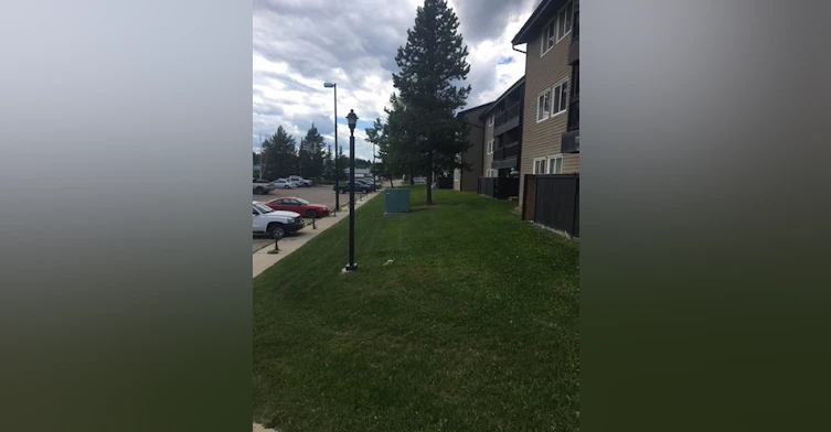 5611 9 Avenue, Edson, AB, T7E 1R5 - 2