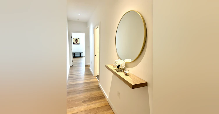409-303 East Pender Street, Vancouver, BC, V6A 0J3 - 2