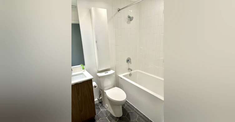 409-303 East Pender Street, Vancouver, BC, V6A 0J3 - 3