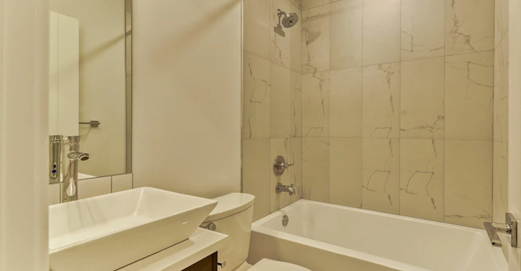 2840B-3560 28 Avenue Southwest, Calgary, AB, T3E 2J5 - 19