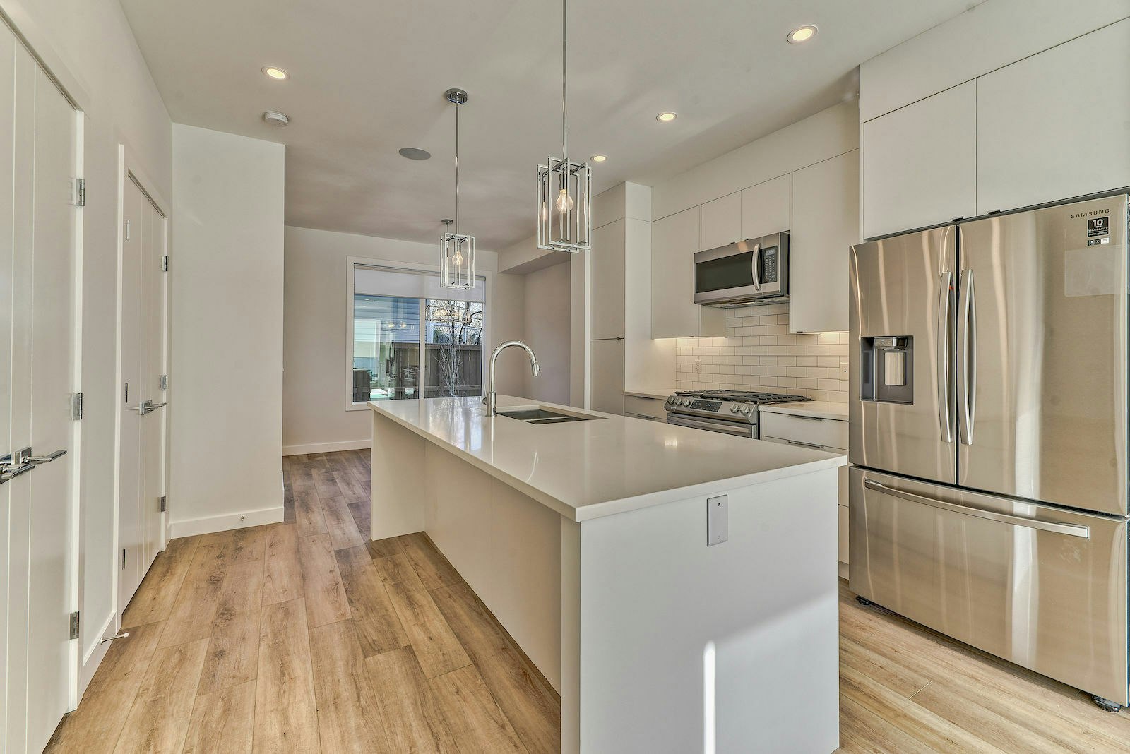 3560 28 Avenue Southwest, Calgary, AB, T3E 2J5 - 27