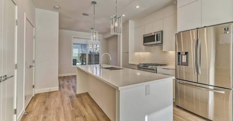 3560 28 Avenue Southwest, Calgary, AB, T3E 2J5 - 27