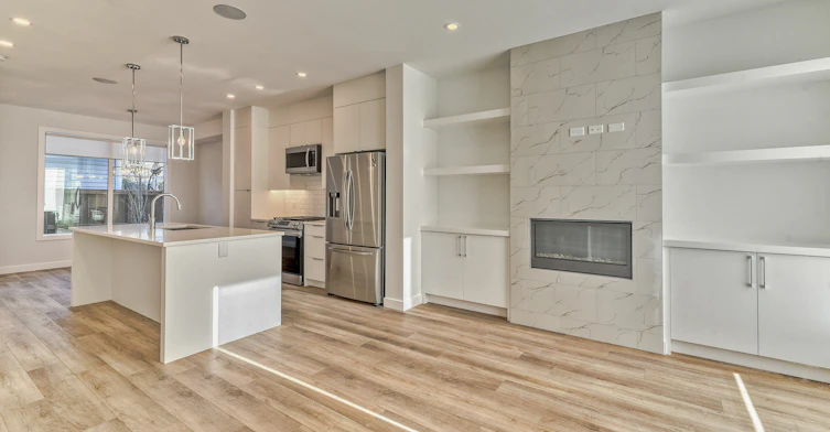 3560 28 Avenue Southwest, Calgary, AB, T3E 2J5 - 3