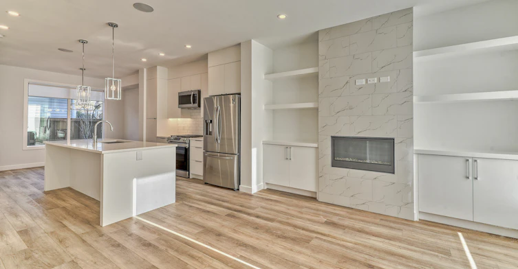 3564-3560 28 Avenue Southwest, Calgary, AB, T3E 2J5 - 7