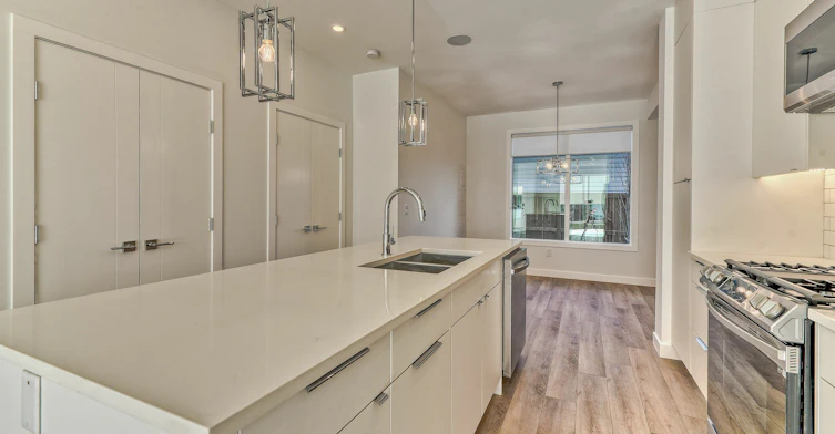3564-3560 28 Avenue Southwest, Calgary, AB, T3E 2J5 - 12