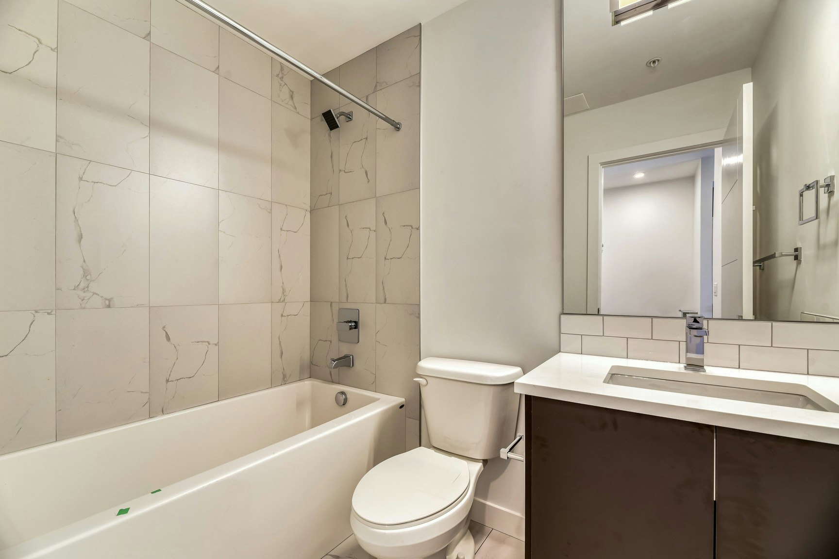315-1870 45 Street NW, Calgary, AB, T3B 6A9 - 8