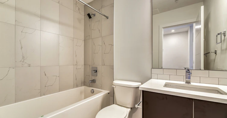 315-1870 45 Street NW, Calgary, AB, T3B 6A9 - 8