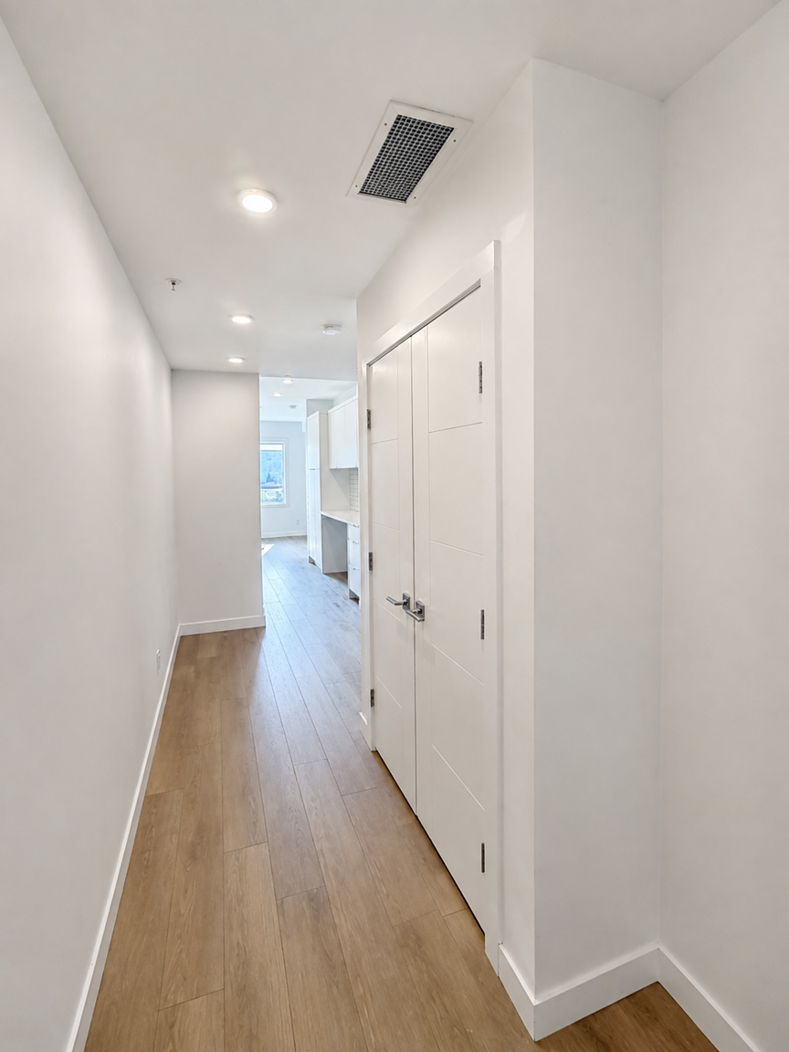 412-1870 45 Street NW, Calgary, AB, T3B 6A9 - 4