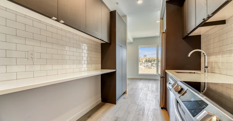 306-1870 45 Street NW, Calgary, AB, T3B 6A9 - 29
