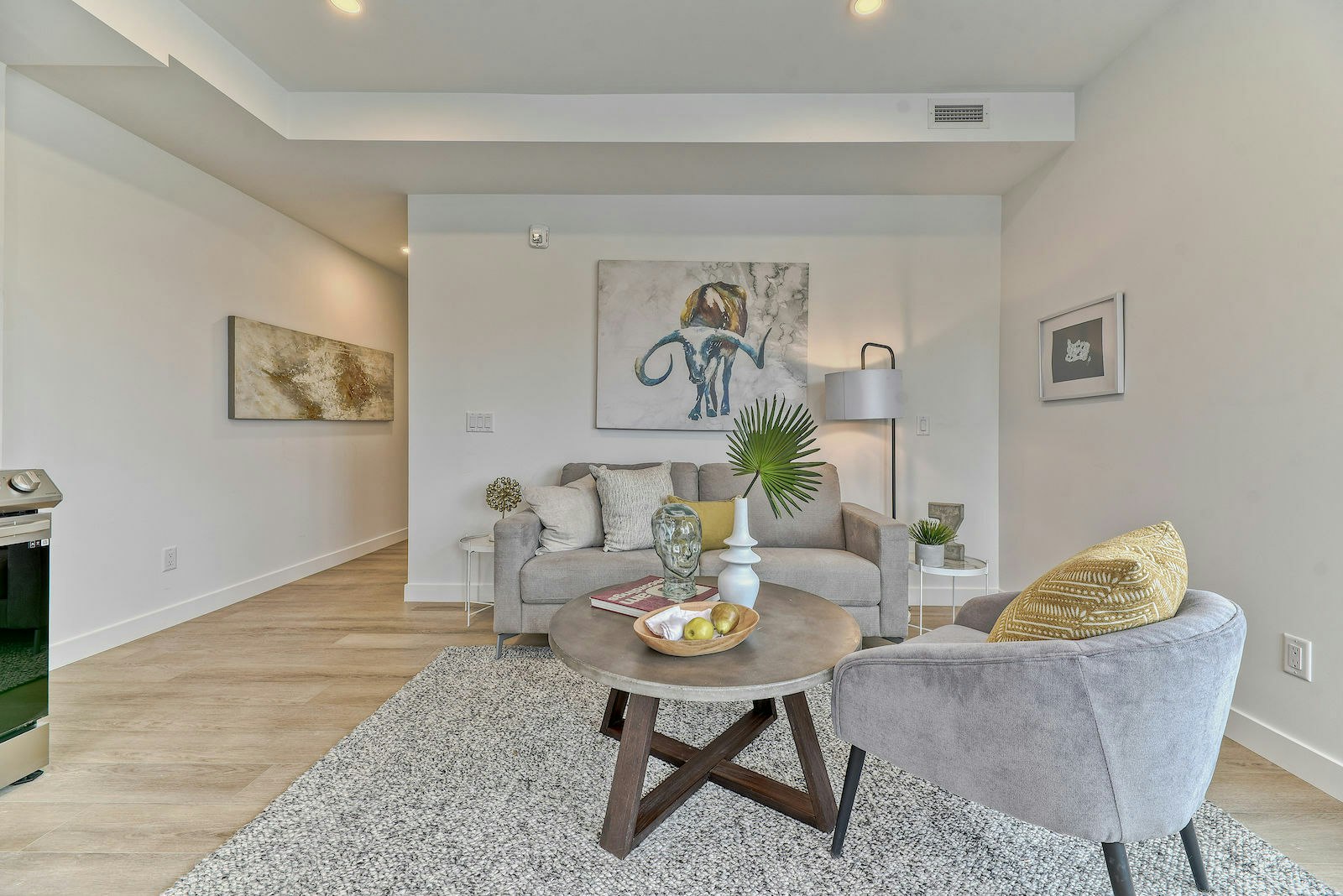 202-1870 45 Street NW, Calgary, AB, T3B 6A9 - 5